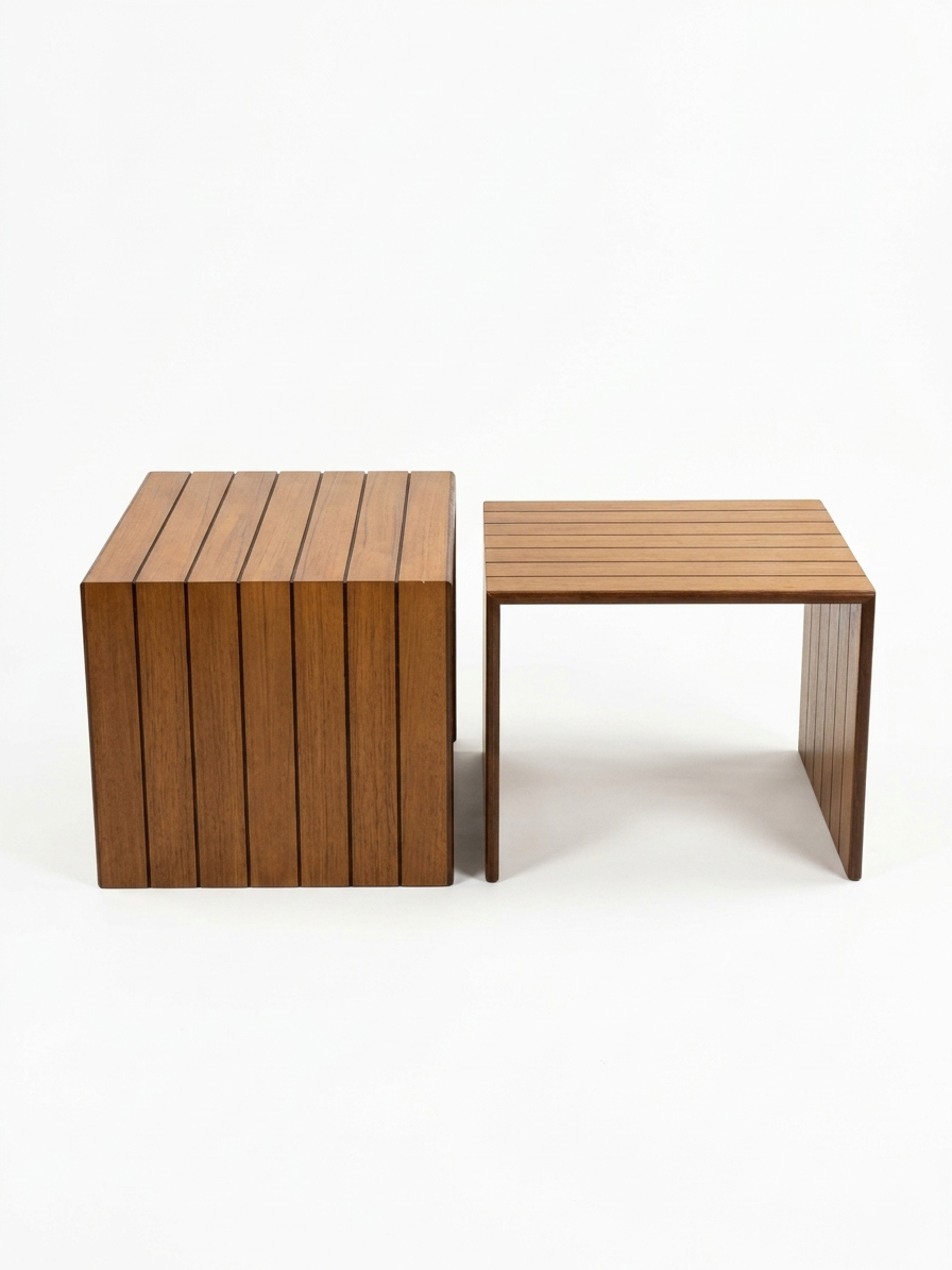 Coppia di Tavolini Nesting / Comodini Mid-Century (Anni '70)